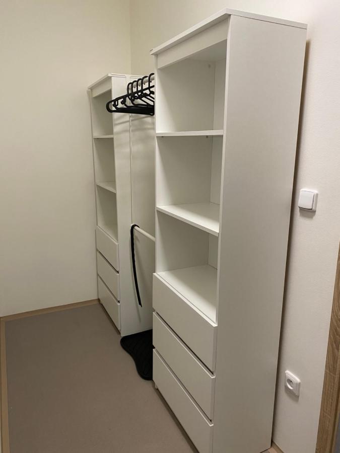 Apartmany Nad Parkem ブロウモフ エクステリア 写真